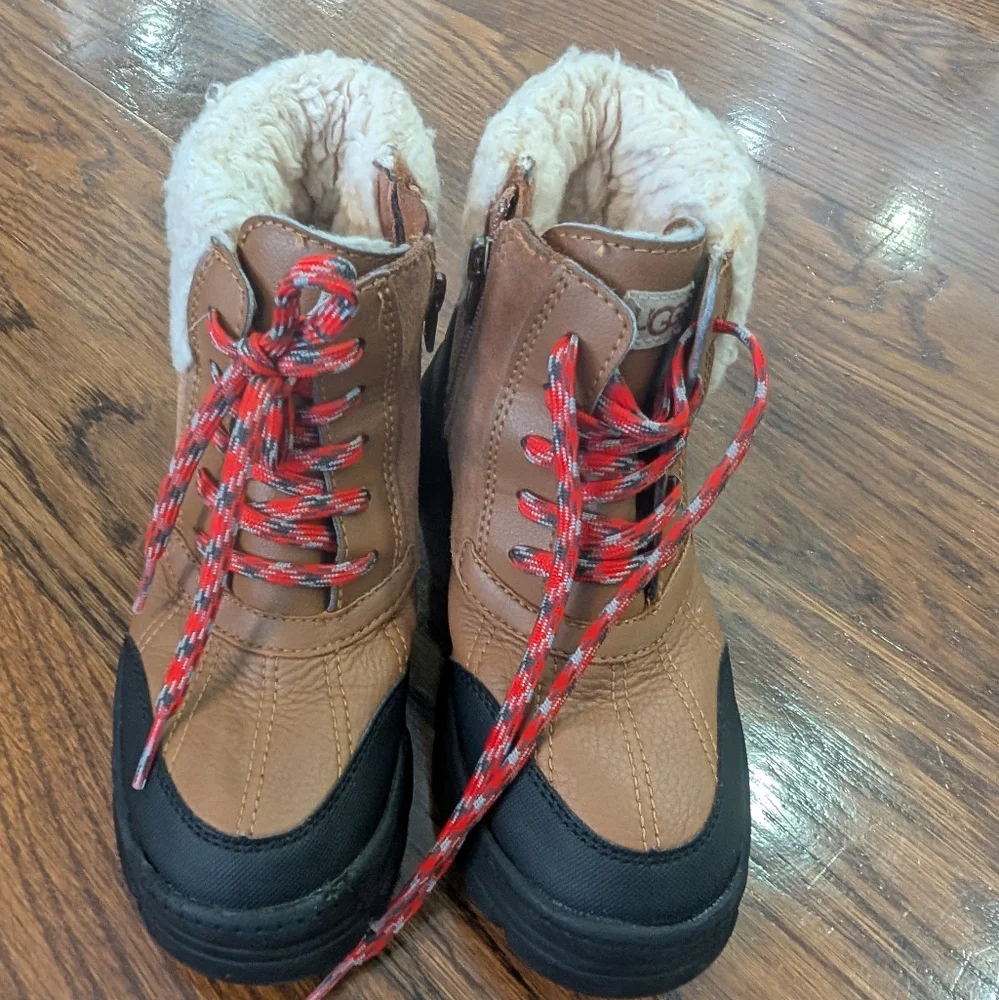 UGG used good